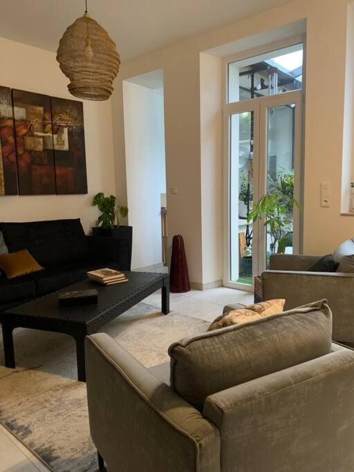 Апартаменти Logement Le Bois Le Pretre Понт-а-Мусон Екстер'єр фото